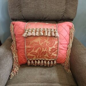Serendipity Decorative Throw Pillow Salmon Gold Damask Tassel Fringe 20x15